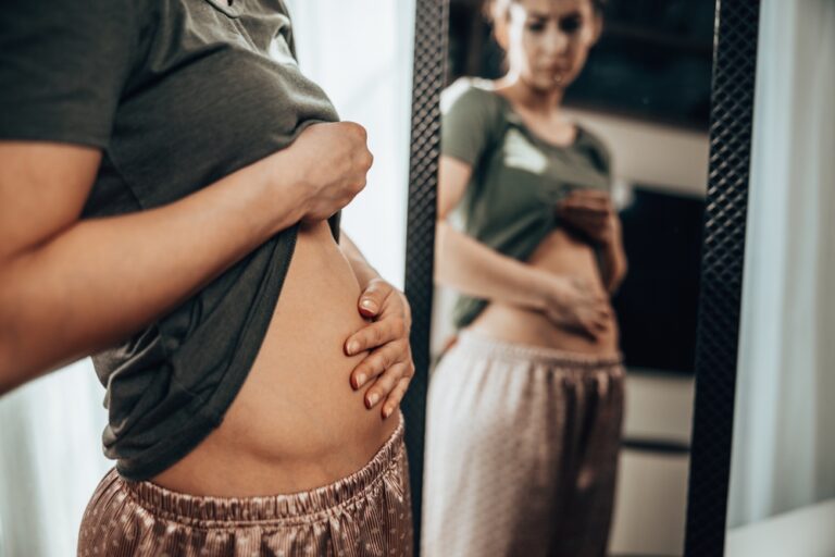 feel less bloated, 30 days without fast food, fluid retention